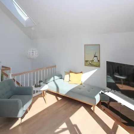 4 Bedroom Nice In Samso Διαμέρισμα *