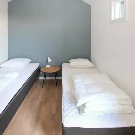 4 Bedroom Nice In Samso Διαμέρισμα *